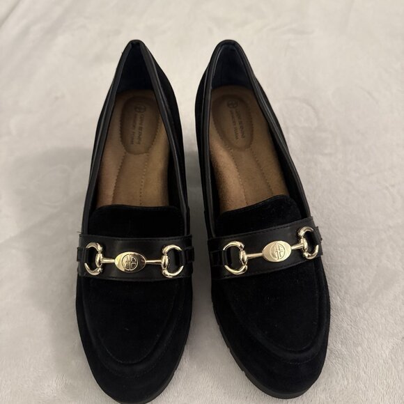 Gianni Bernini Porshaa Black Suede Loafer Heels With Gold Buckle Women's Size 8M - Picture 2 of 12